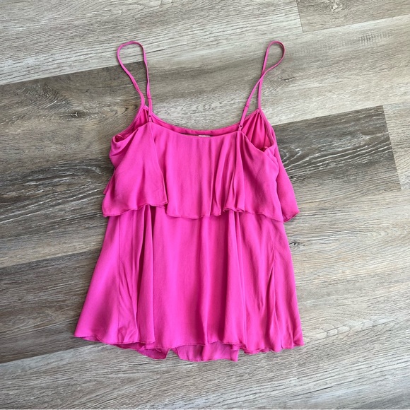 BCBG tiered magenta ruffle tank - Picture 3 of 12